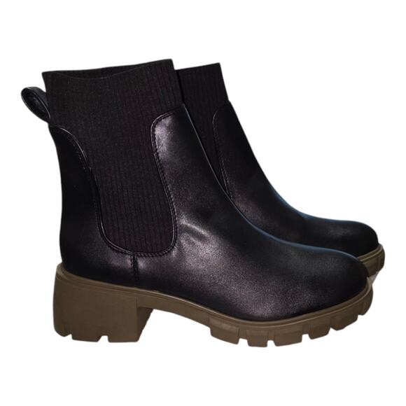 Steve Madden Hayle Women's Boots Black/Olive Platform Lug Sole Size 10 New - Picture 2 of 16